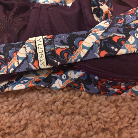 Athleta Marrakesh Twister Bikini Top 38D/DD Purple Multicolor Support Sexy Swim - Picture 6 of 7